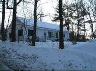 8 Lawton Rd, Sunapee, NH 03782