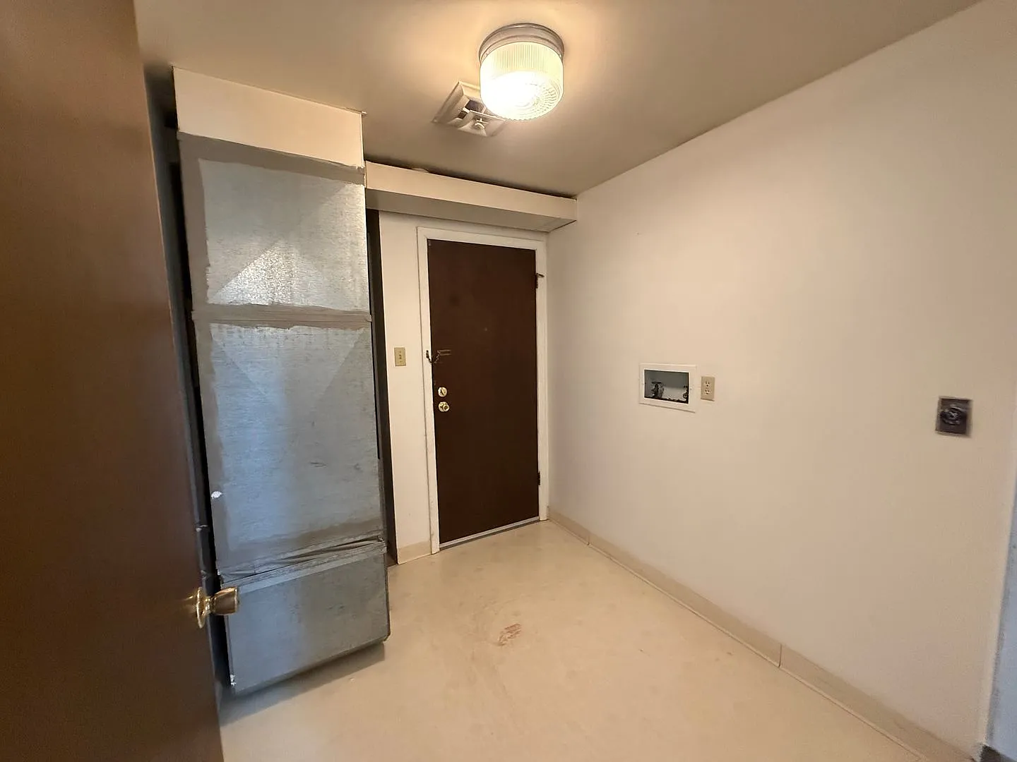 Thompson - 240 Margaret Drive — Photo 4
