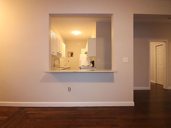 landlord_unit_photo_0.75