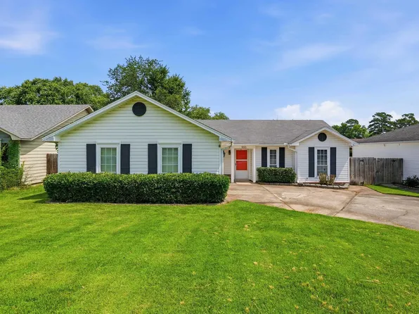 900 Edgewood Dr, Bryant, AR 72022