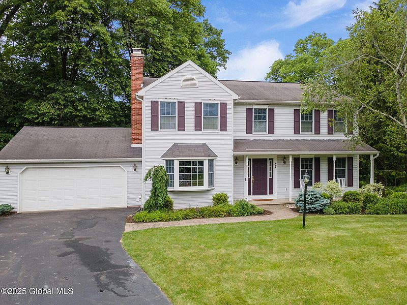 3rd image of 77 Rotterdam Drive