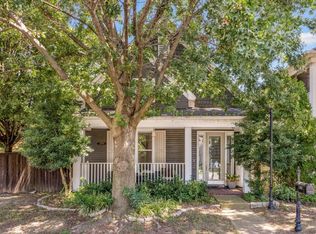 1390 Island Shore Dr, Memphis, TN 38103