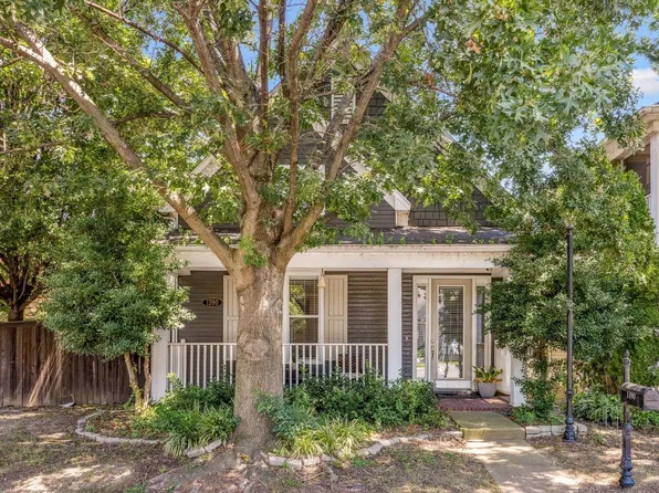 1390 Island Shore Dr, Memphis, TN 38103