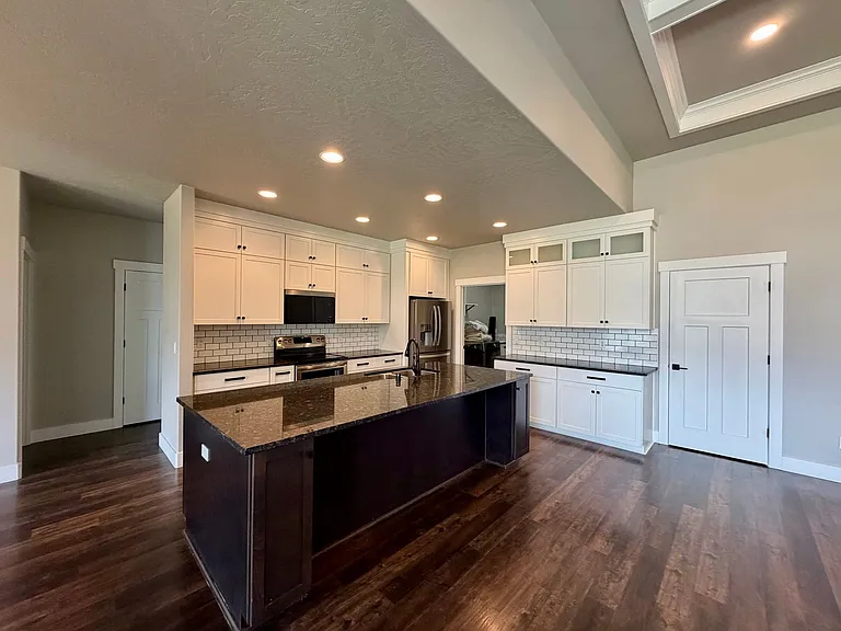 189 Mata Rd — Photo 9