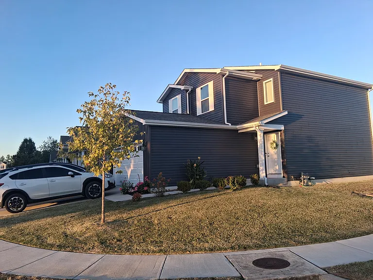 1932 Heritage Green Pl — Photo 2
