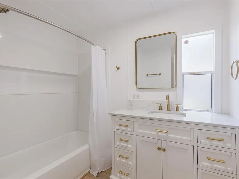 814 Roseapple Ave — Photo 15