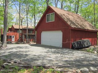 144 Rainbow Dr, Lackawaxen, PA 18435