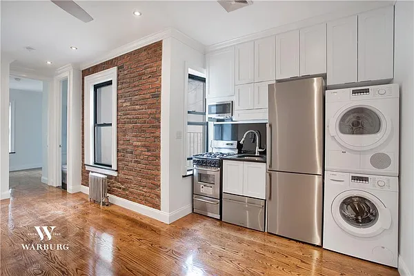 Rented by Warburg | media 20