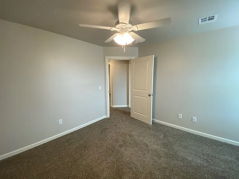 12010 Rhya Ln — Photo 21