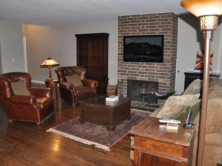 6911 E Girard Ave — Photo 6