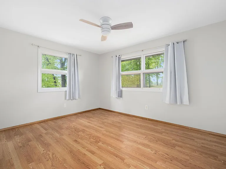2209 King College Rd — Photo 10