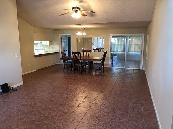 4th image of 63 Forest Hill Dr