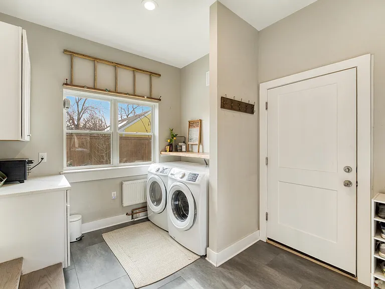 912 Arapahoe St — Photo 13