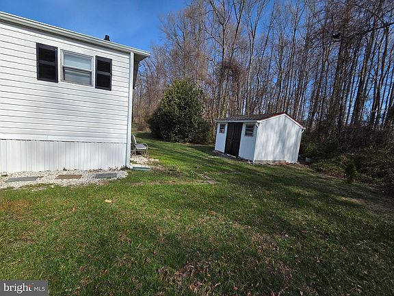 5th image of 245 Golf Dr