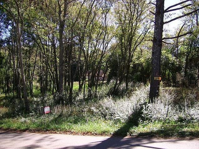 2nd image of 126 Green Cir