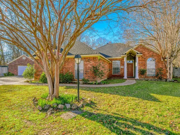 1053 Azalea Garden Dr, Shreveport, LA 71115