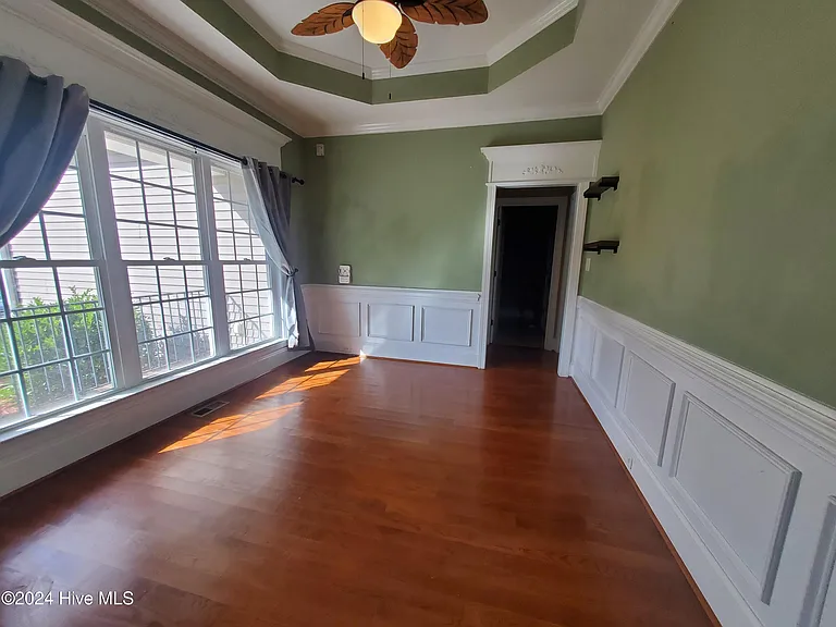 3008 Taberna Dr — Photo 11