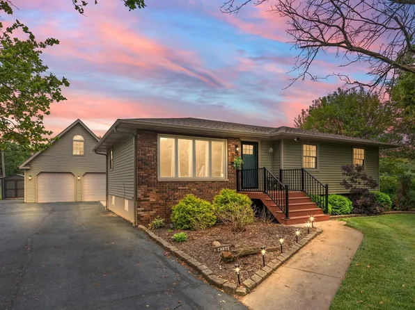 8615 Towle St, Dyer, IN 46311