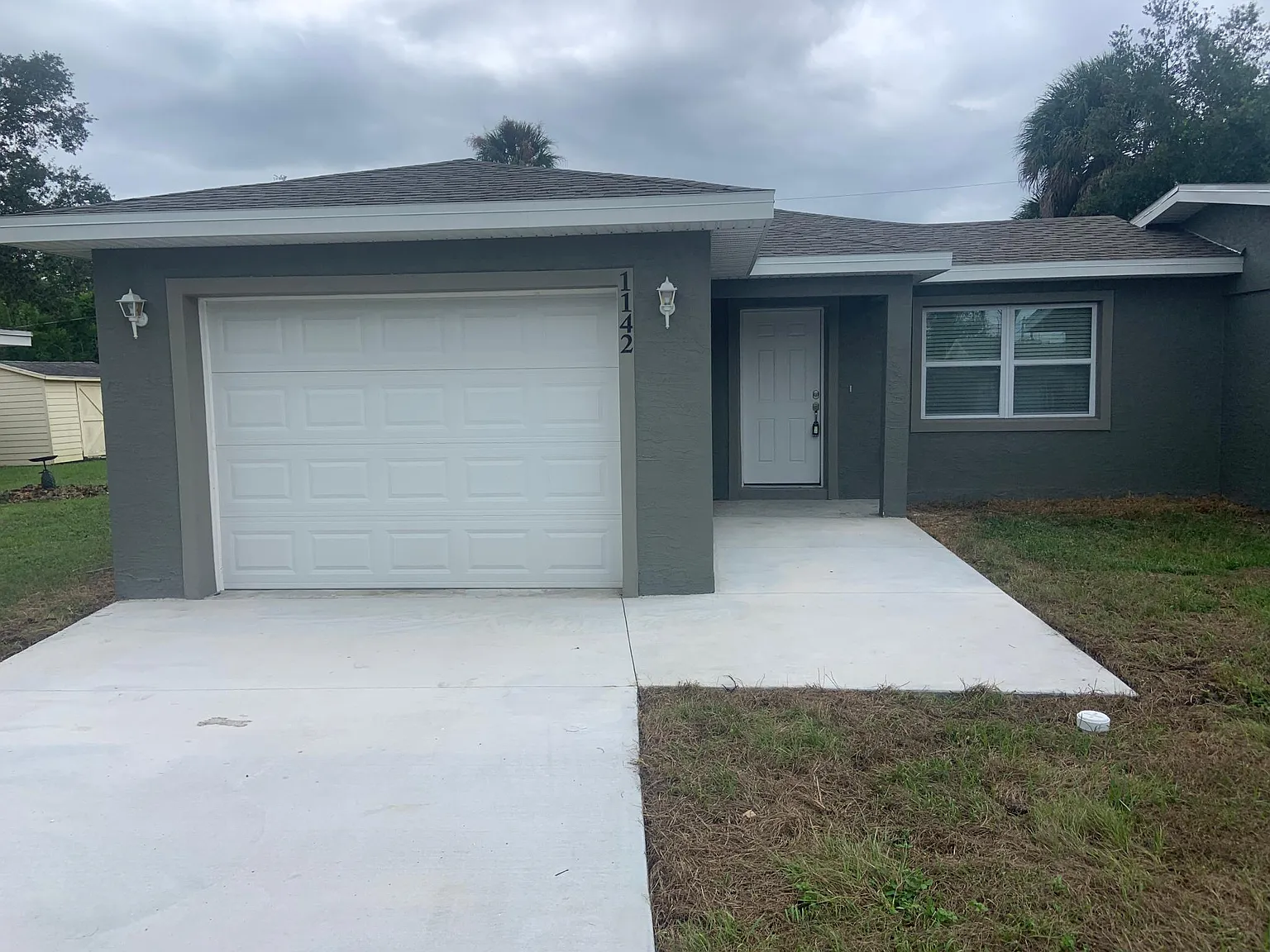 3 bed, 1250 sqft, $2,045 — Photo 2