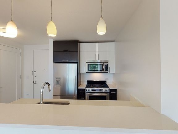 3rd image of 795 Columbus Ave APT 4D