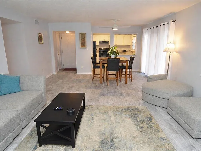 3873 Pompano Dr SE #B — Photo 5