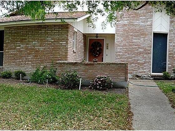 1st image of 105 San Saba Dr