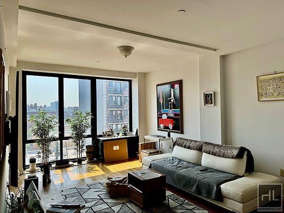 2nd image of 2734 21st St #6B