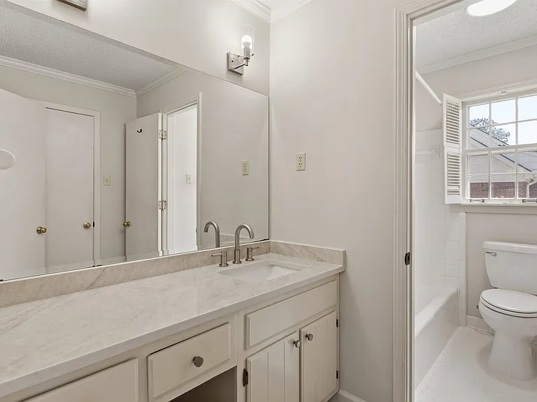 8604 Sandpoint Dr — Photo 15