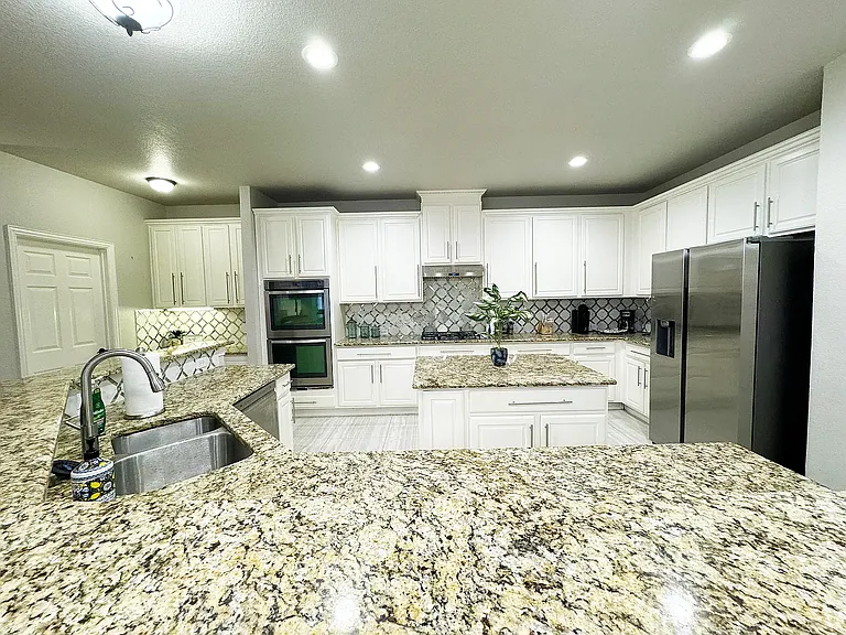 14587 Kelmscot Dr — Photo 45