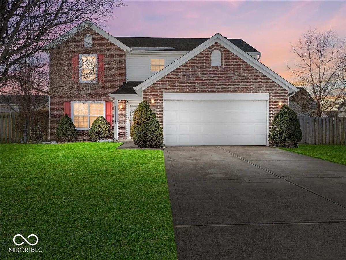 173 Davis Dr photo 1