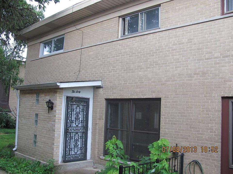 1st image of 1060 Des Plaines Ave