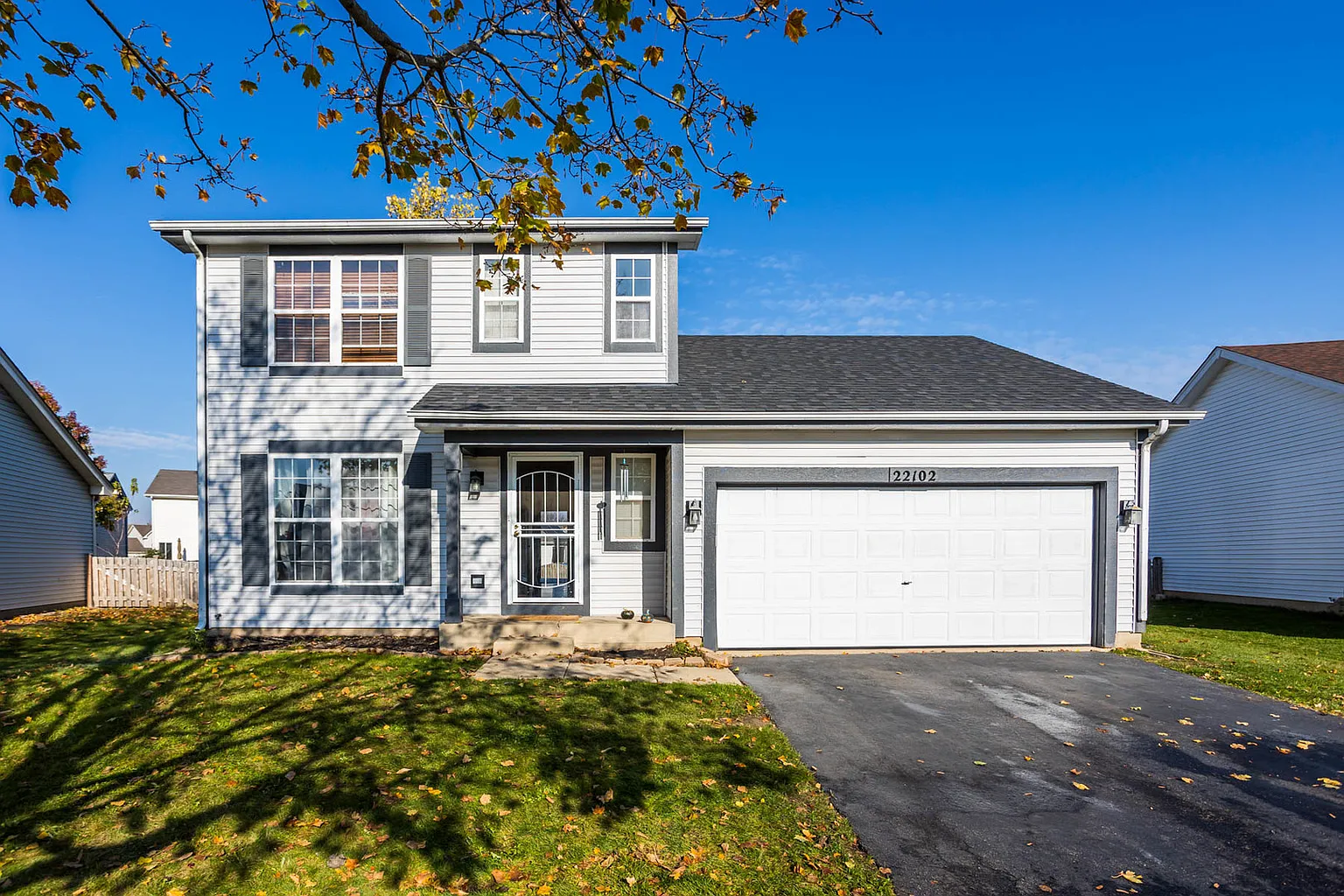 22102 W Marshall Dr photo 1