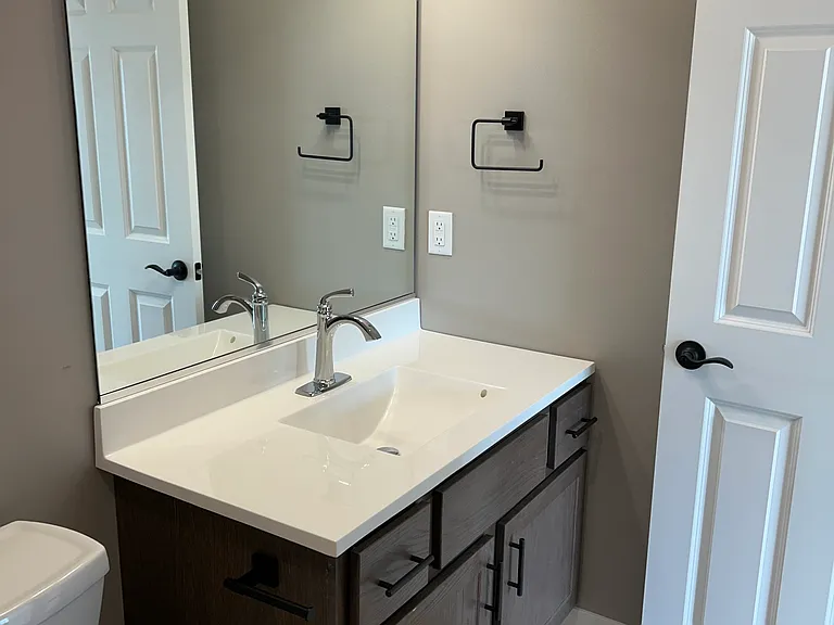 170 E Clay St #6 — Photo 10