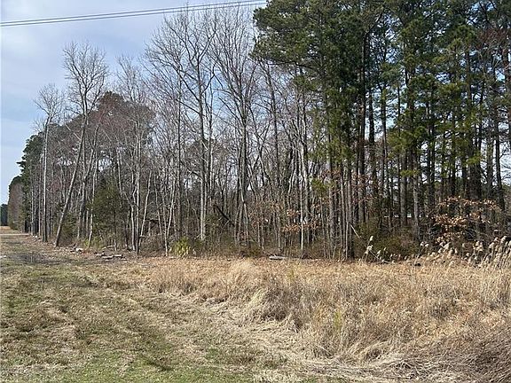 4th image of 2402 Wolf Trap Rd