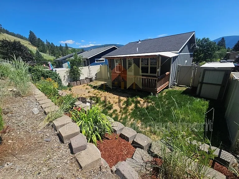 917 Discovery Way — Photo 34