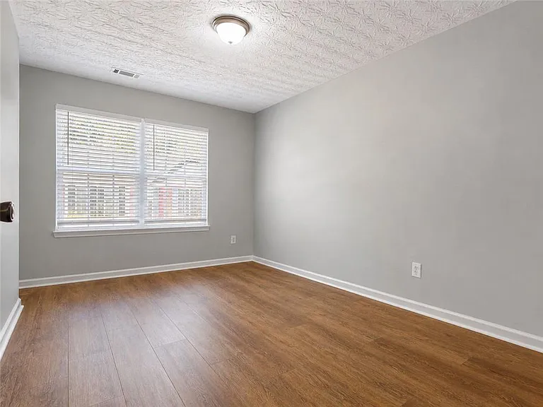 2490 Emma Way NW — Photo 16