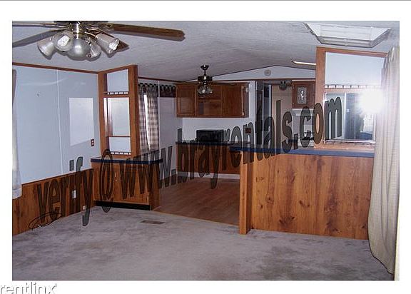 387.5 Firewillow living area