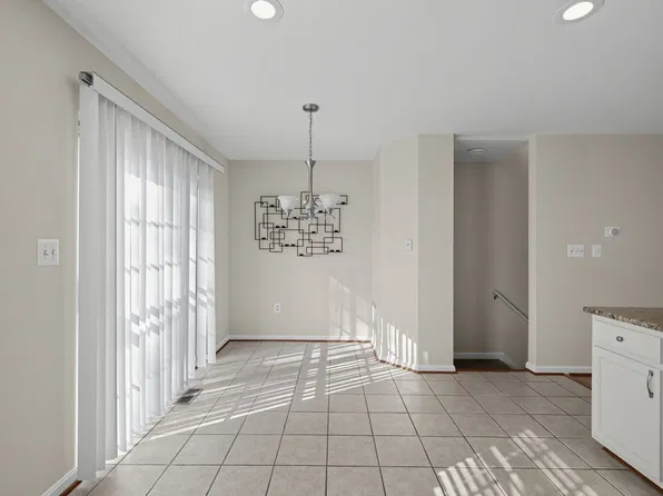 7418 Belgravia Ln, Landover, MD 20785