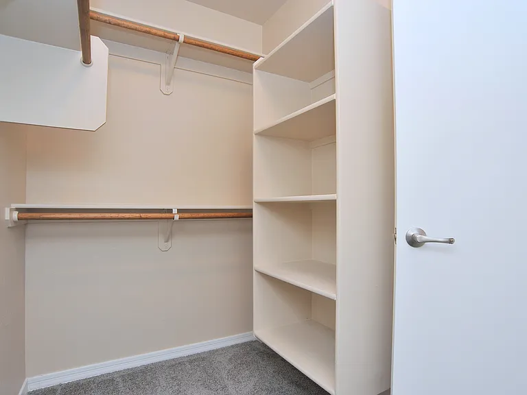1218 E Blacklidge Dr #1101 — Photo 27