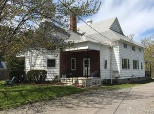 1994 S Creek Rd, Derby, NY 14047