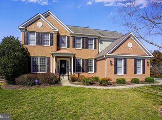6528 Quiet Cedar Ln, Centreville, VA 20120