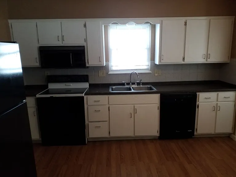 10013 N Harrison Dr — Photo 35