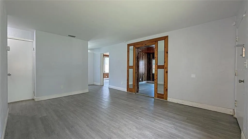3 bed, 1.0 bath, 1232 sqft, $1,700 — Photo 4
