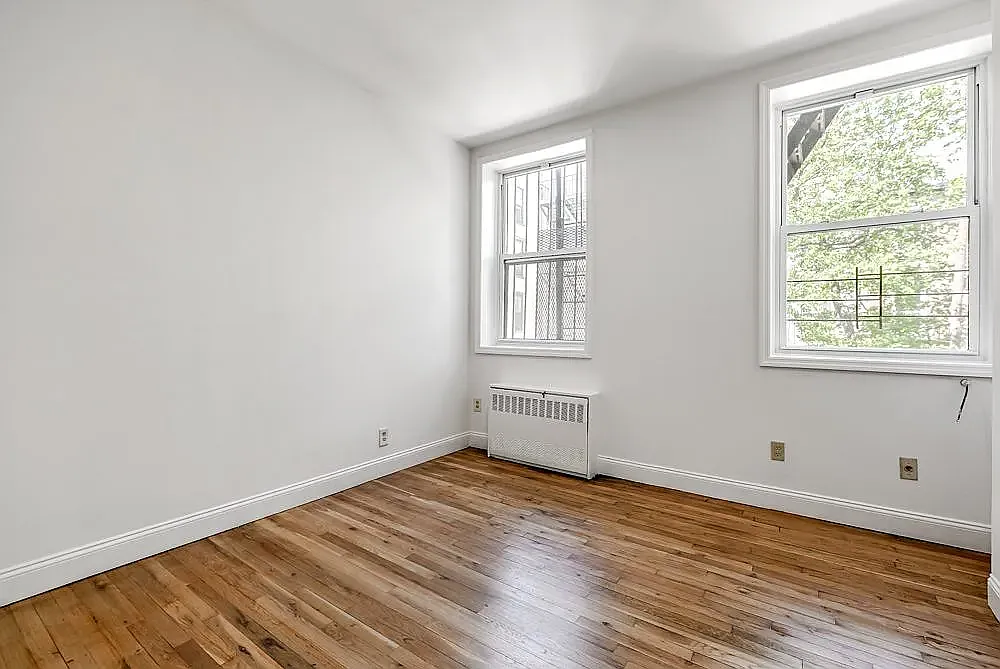 67 Clifton Place — Photo 4