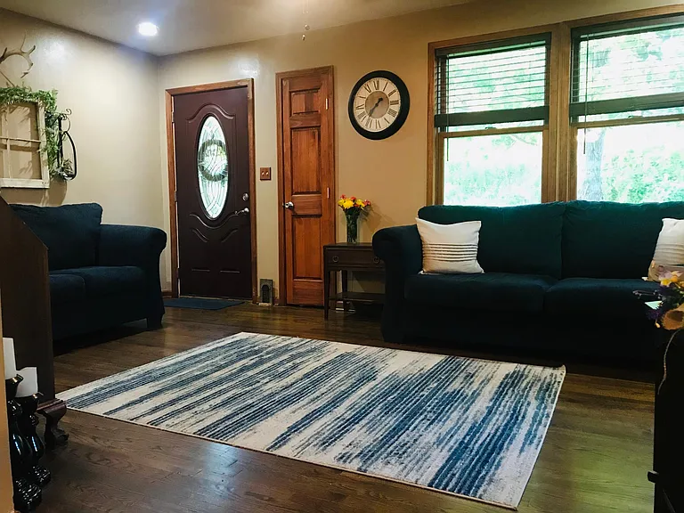 3357 Mount Pleasant Blvd — Photo 4