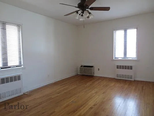 Rented by Parlor Real Estate Corp | media 7