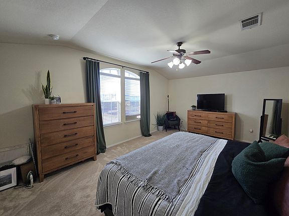 4th image of 2110 Isabelle Dr