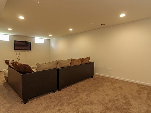 2nd image of 1456 Casual Water Way