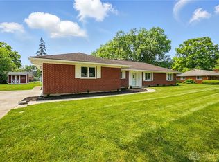 220 Cardigan Rd, Dayton, OH 45459