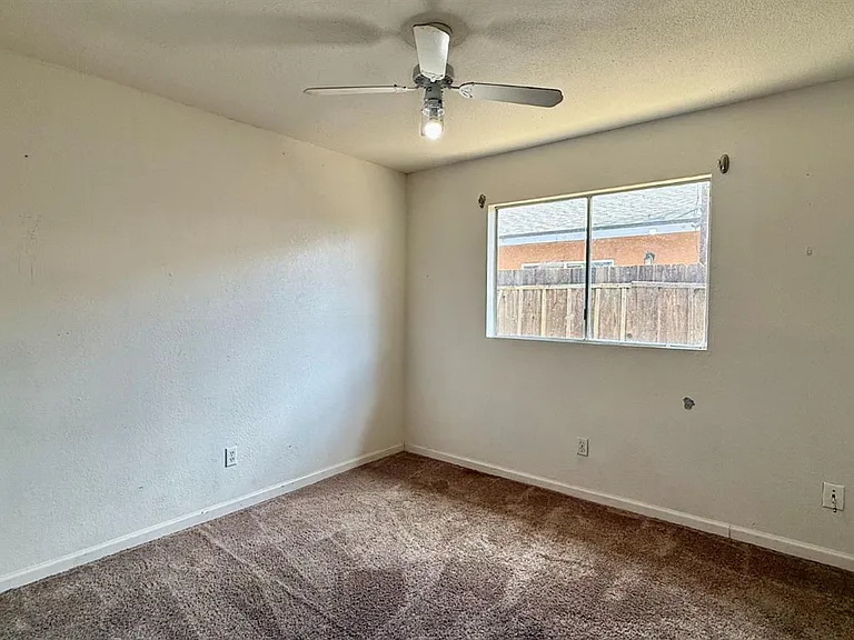 1239 Chittenden Ave — Photo 9